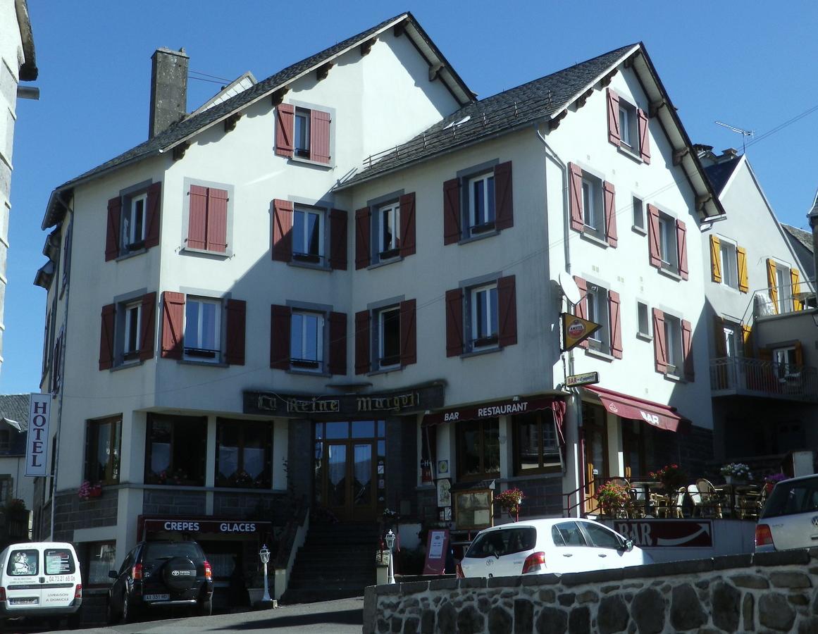 Hotel Restaurant La Reine Margot La Tour-dʼAuvergne Exterior foto